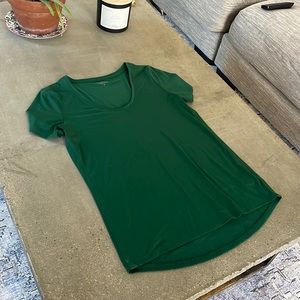 Athleta Green T shirt